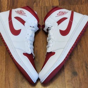 Best 25+ Deals for Air Jordan 1 Chicago | Poshmark
